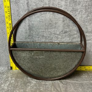 Farmhouse Tin Metal Wall Hanging Planter Simon Sez Auctions Tyler TX