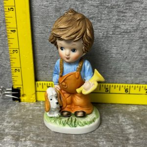 Vintage ARDCO Ceramic Redhead Boy and Yellow Dog Figurine Simon Sez Auctions Tyler TX