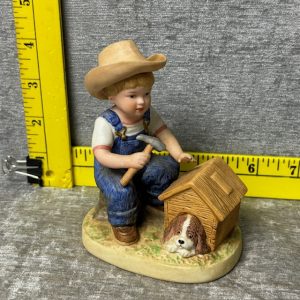 Vintage Home Interiors Denim Days Danny Working on Doghouse Simon Sez Auctions Tyler TX