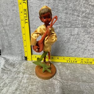 Vtg Mid Century Hard Plastic Gold Elf Pixie Playing Lute Hong Kong Simon Sez Auctions Tyler TX