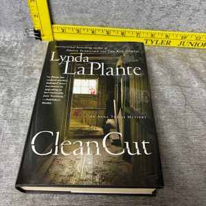 Clean Cut: An Anna Travis Mystery by Lynda La Plante Hardcover Simon Sez Auctions Tyler TX