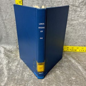 Love's Abiding Joy by Janette Oke Simon Sez Auctions Tyler TX