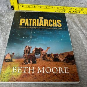 The Patriarchs - Leader Guide: Encountering the God of Abraham, Isaac, and Jacob Hardcover by Beth Moore Simon Sez Auctions Tyler TX