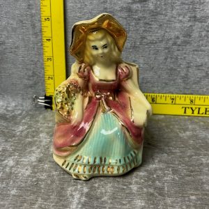 Vintage Shawnee Ceramic Southern Belle Planter Hand Painted USA 616 Simon Sez Auctions Tyler TX