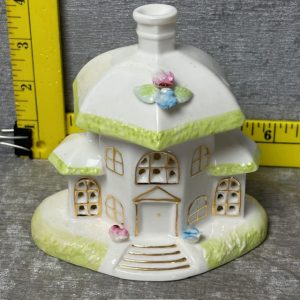 Vintage Lefton Signed Lighted Porcelain Nightlight House Simon Sez Auctions Tyler TX